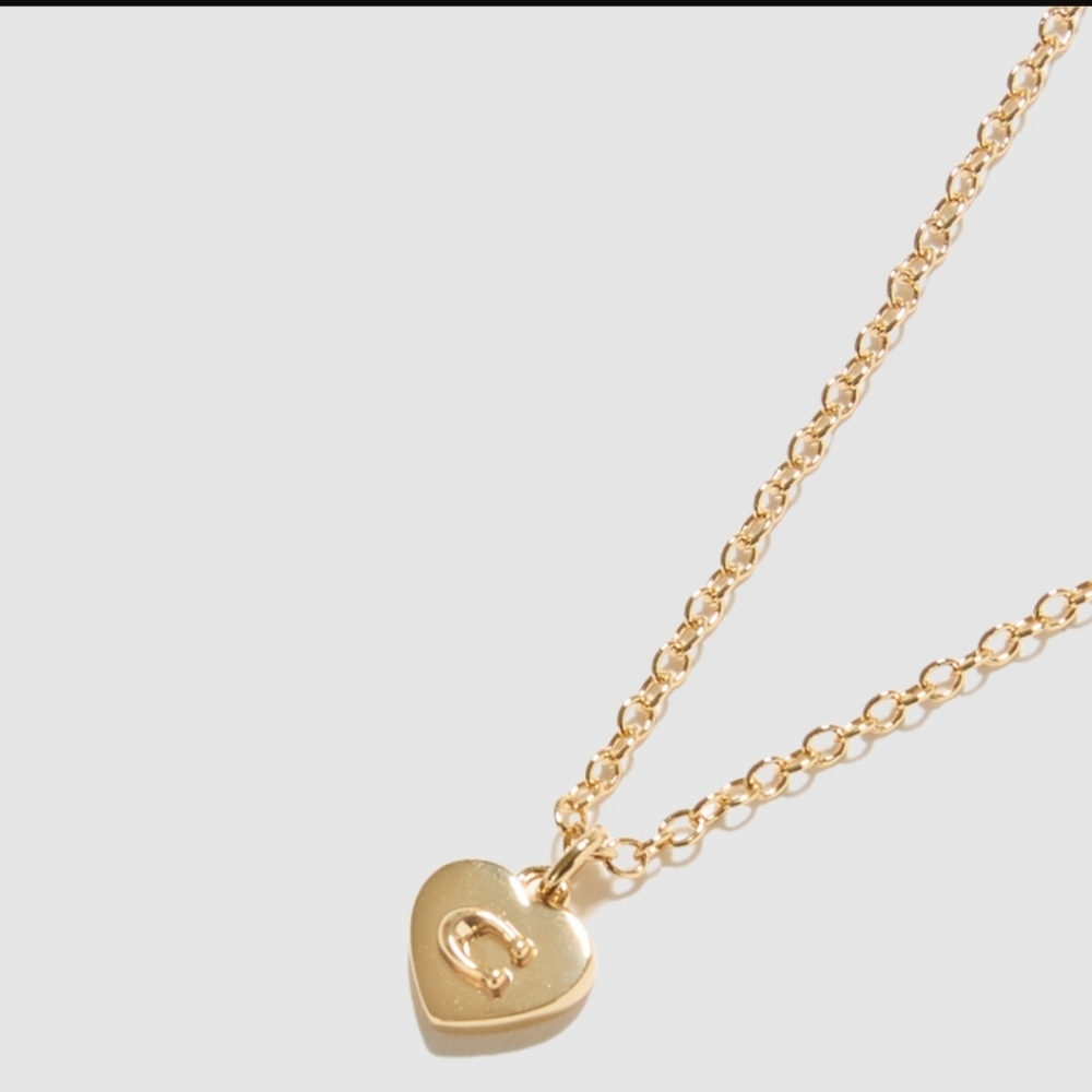 NWT COACH Gold Heart Shape Pendant Necklace